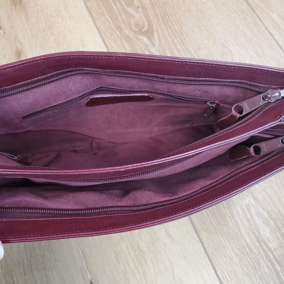 Vintage FS Originals Clutch Purse Genuine Leather Red Gold Envelope Zipper READ - Picture 7 of 14